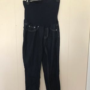 3 pairs of women’s maternity jeans